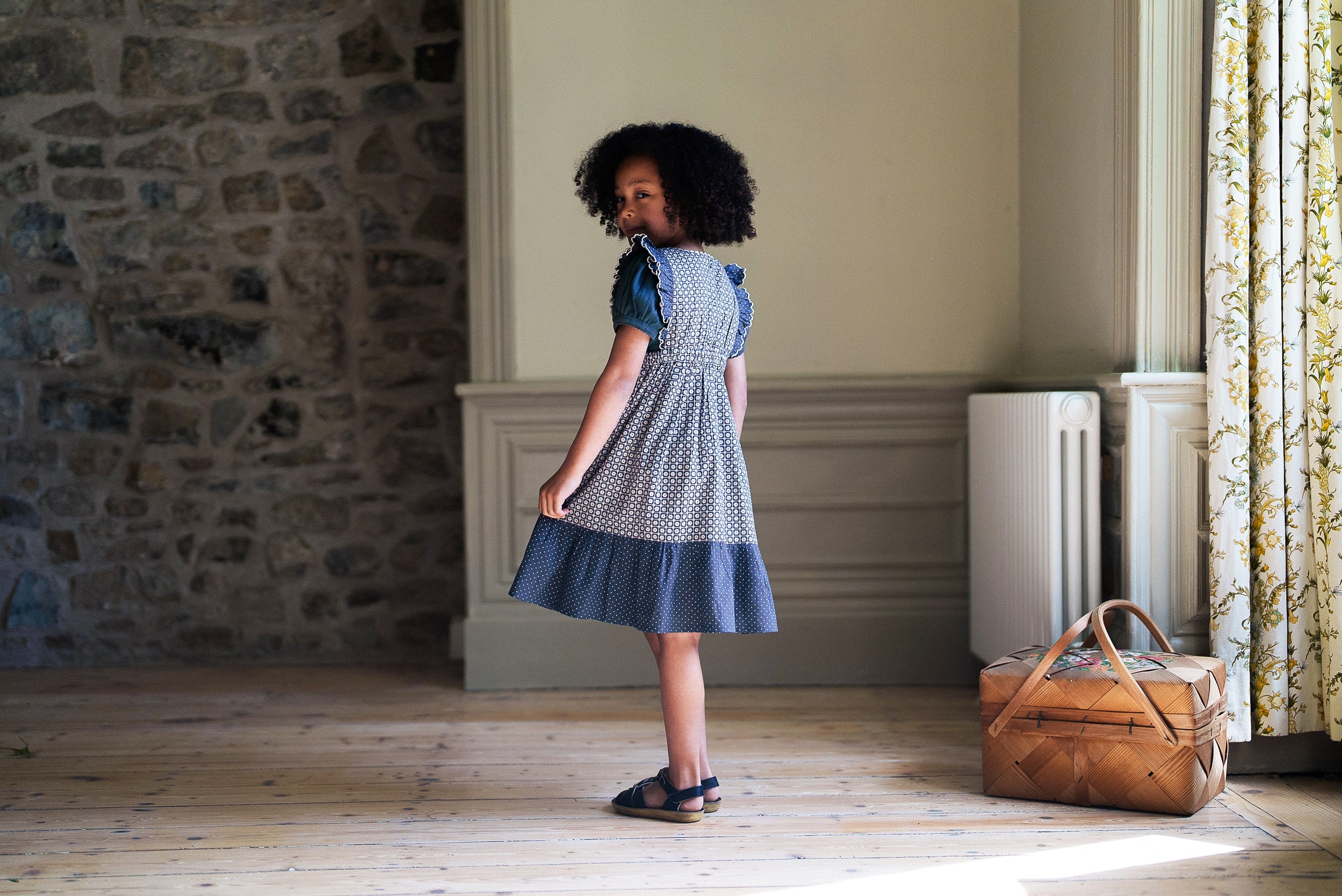 Lily Pinafore Tessera Floral