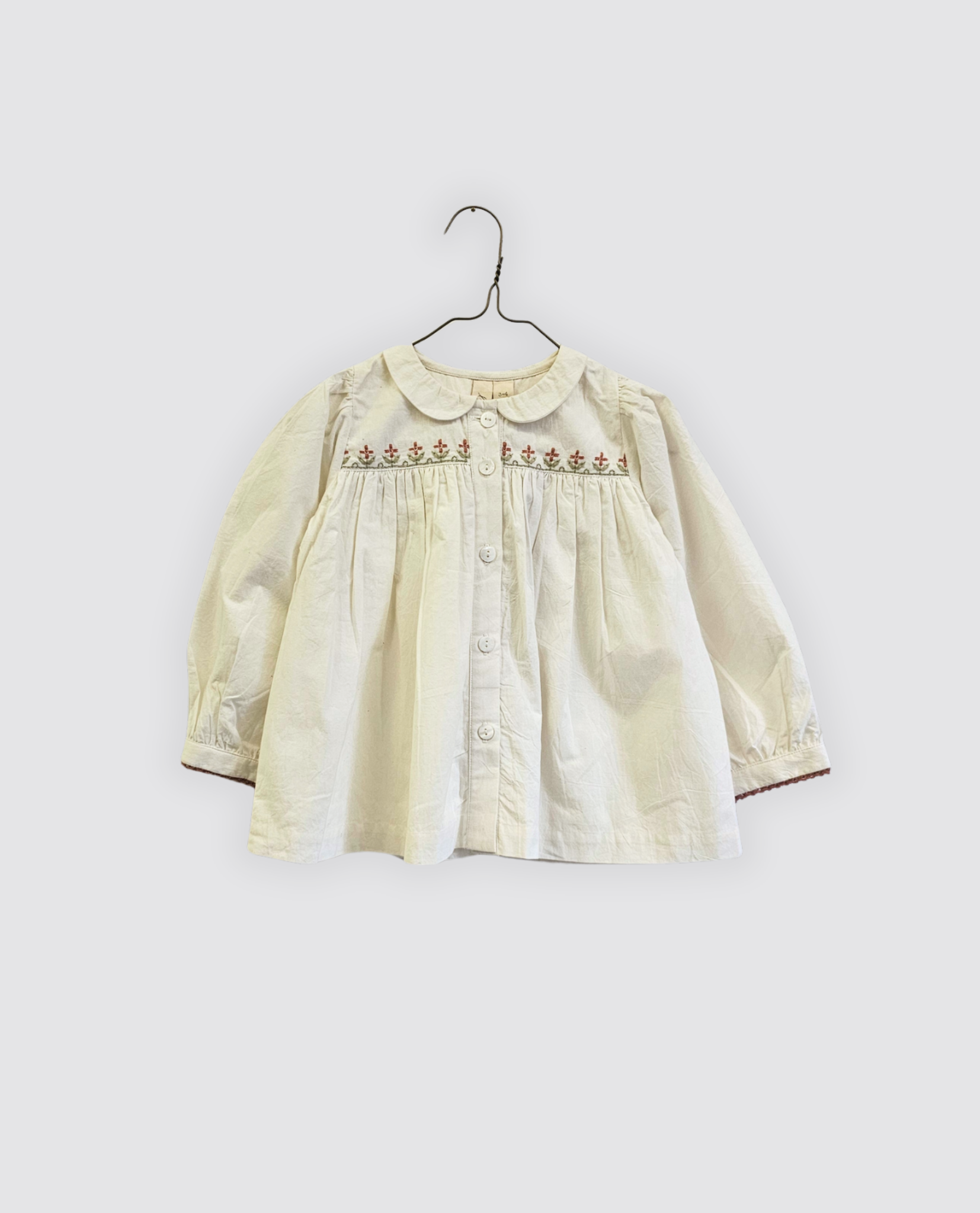 Sample blouse in 3-4 years