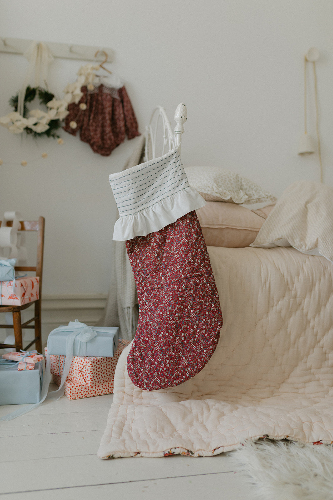 Christmas Stocking - Clove Floral aw26