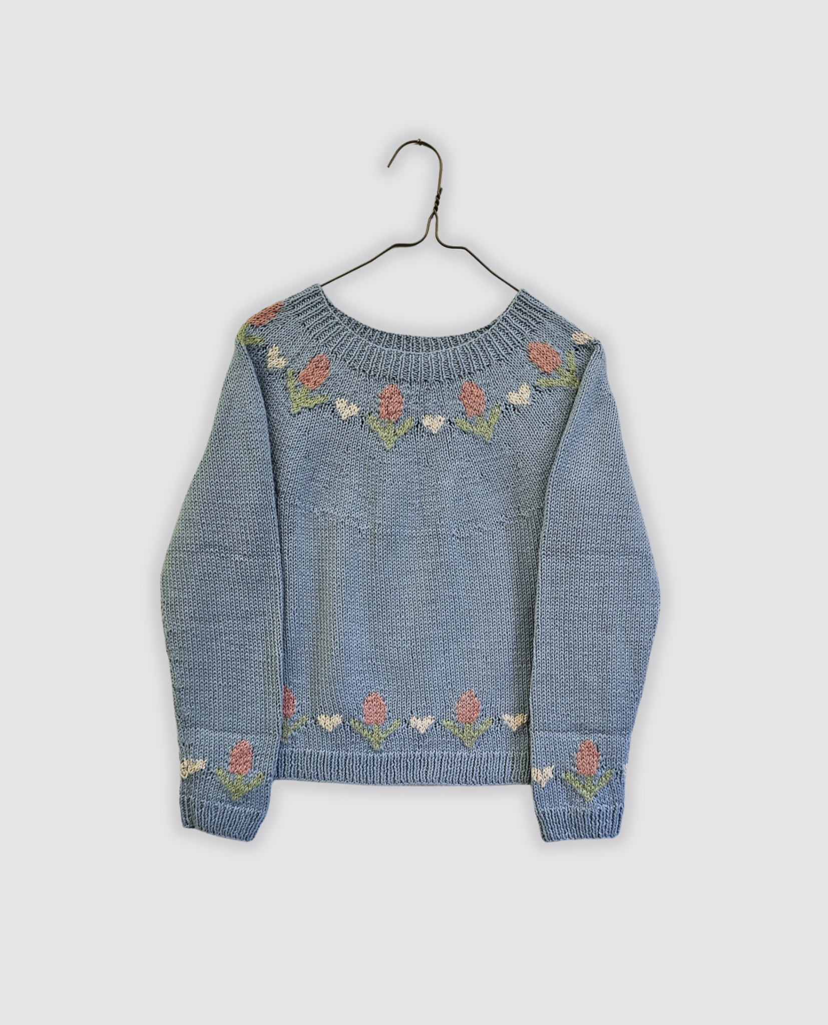 Hand-knitted jumper (Sample)